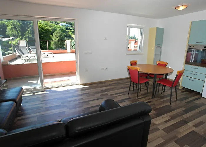 דירה Heart Of Al סטרוניאן